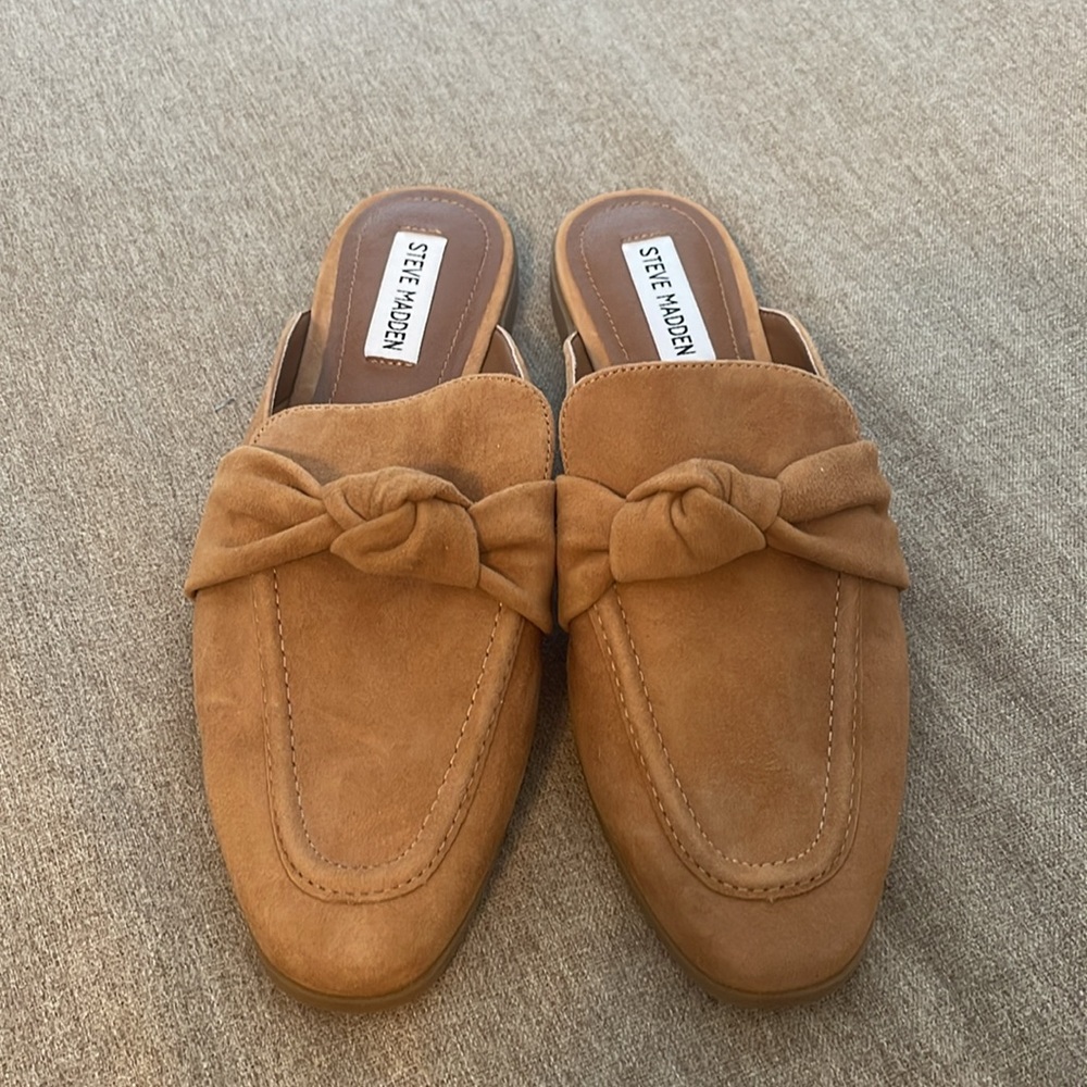 Steve Madden Chart Mules in Suede Size 8.5 New, Never Worn